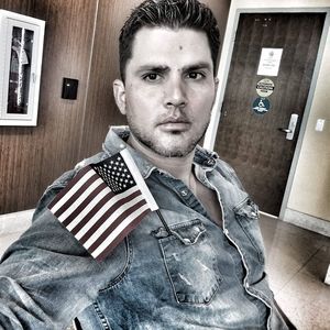 Meet your Posher, Alejo